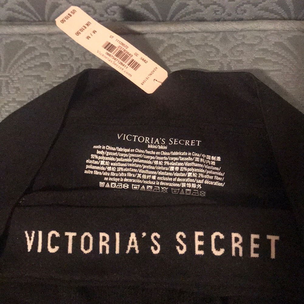 Brand New VS Bikini Panties 😍